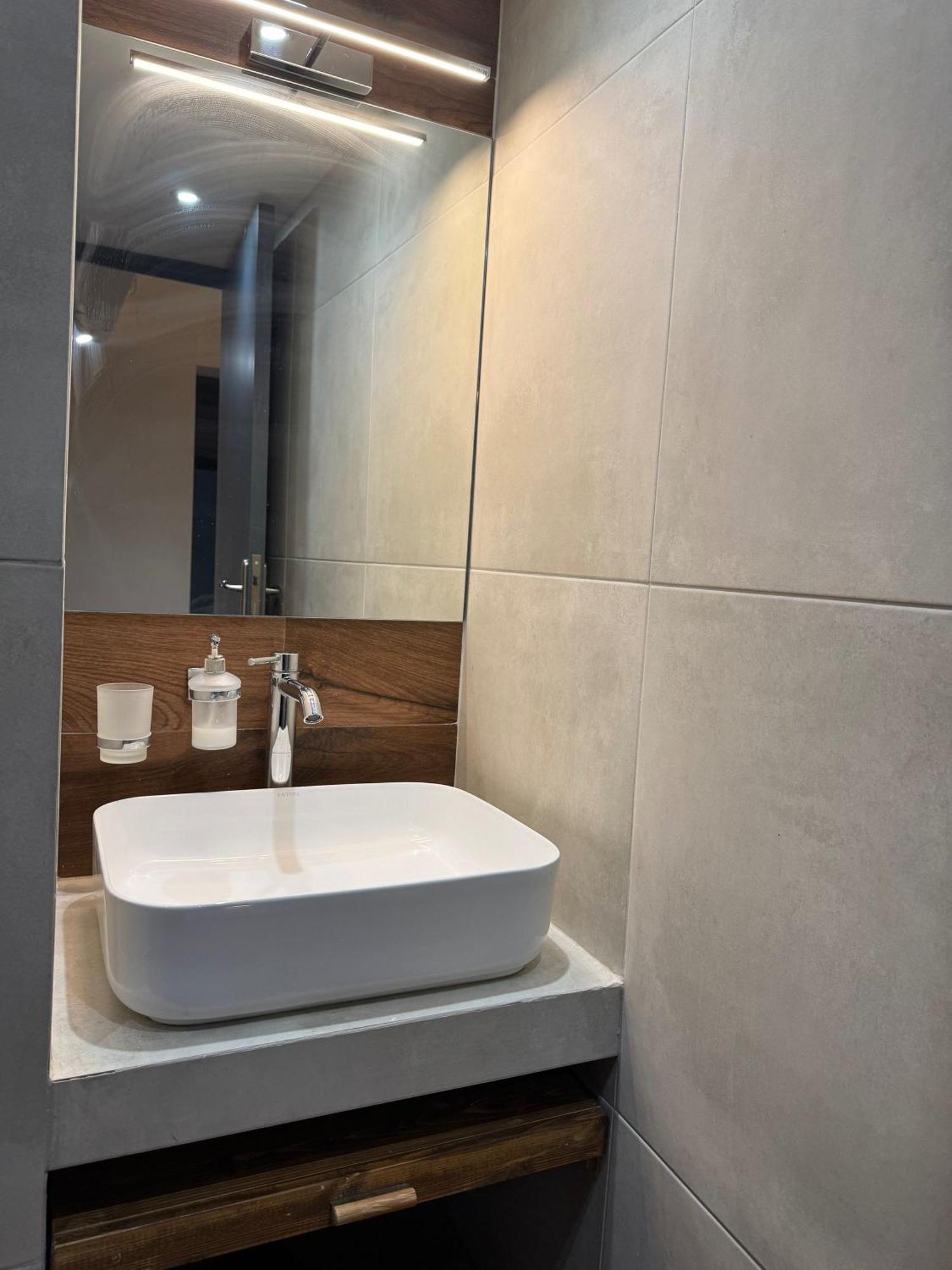 Haris 302 Apartment By Vpn Accomodation Athene Buitenkant foto